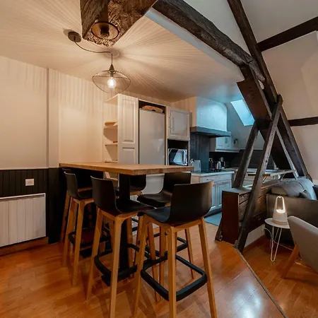 The Authentic Private Triplex Apartment
