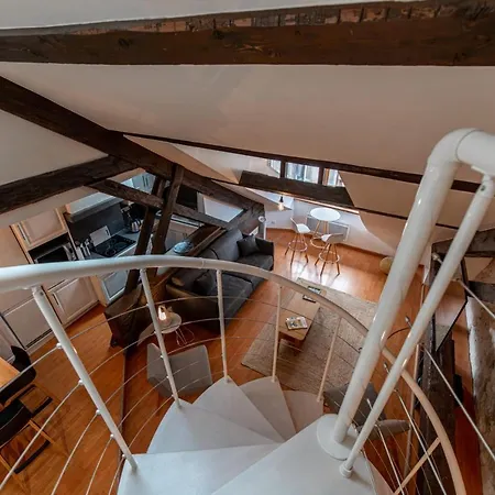 The Authentic Private Triplex Apartment *